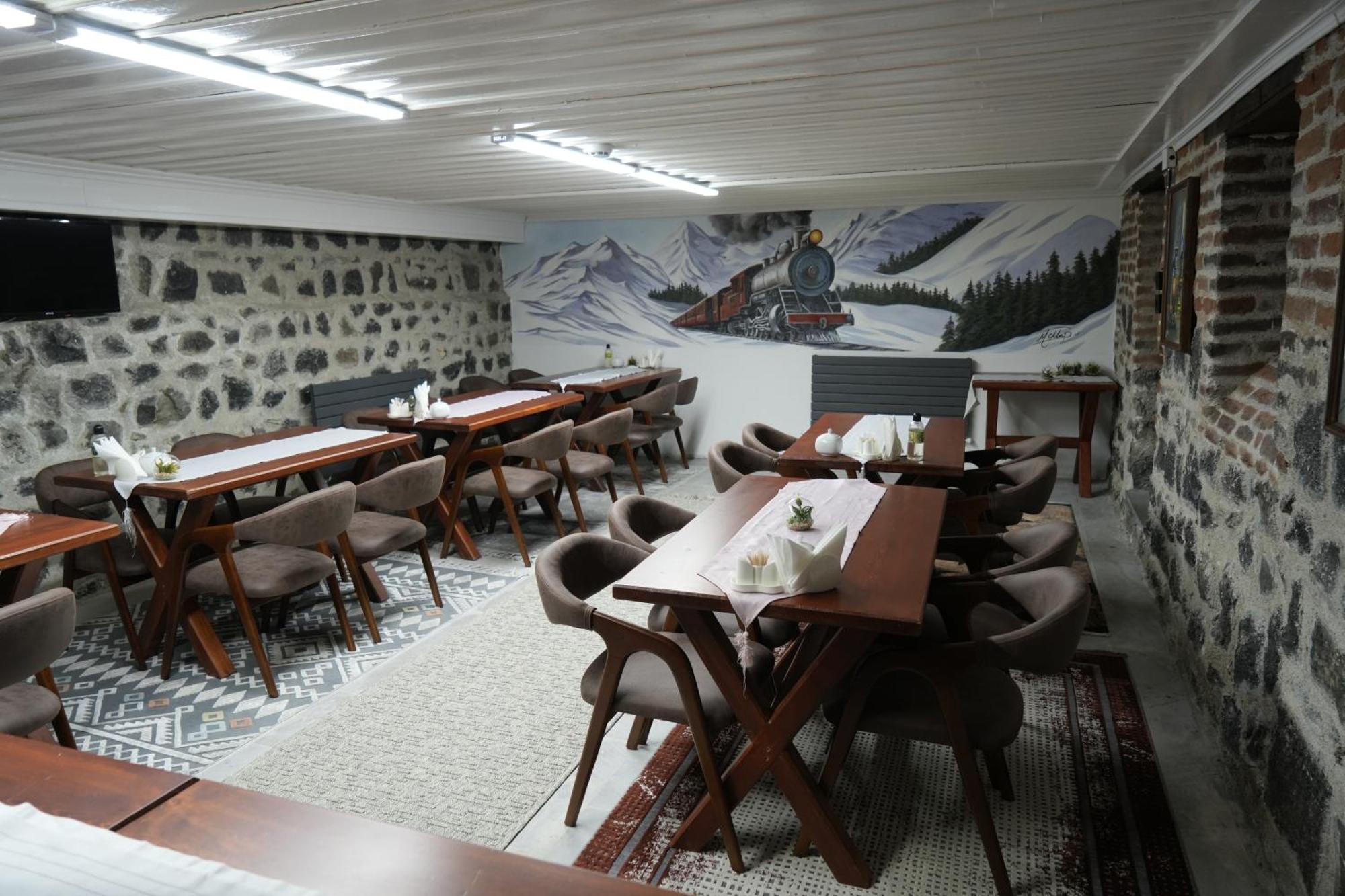 Mihman Konak Hotel Kars Exterior photo
