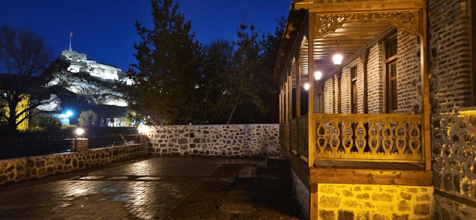 Mihman Konak Hotel Kars Exterior photo