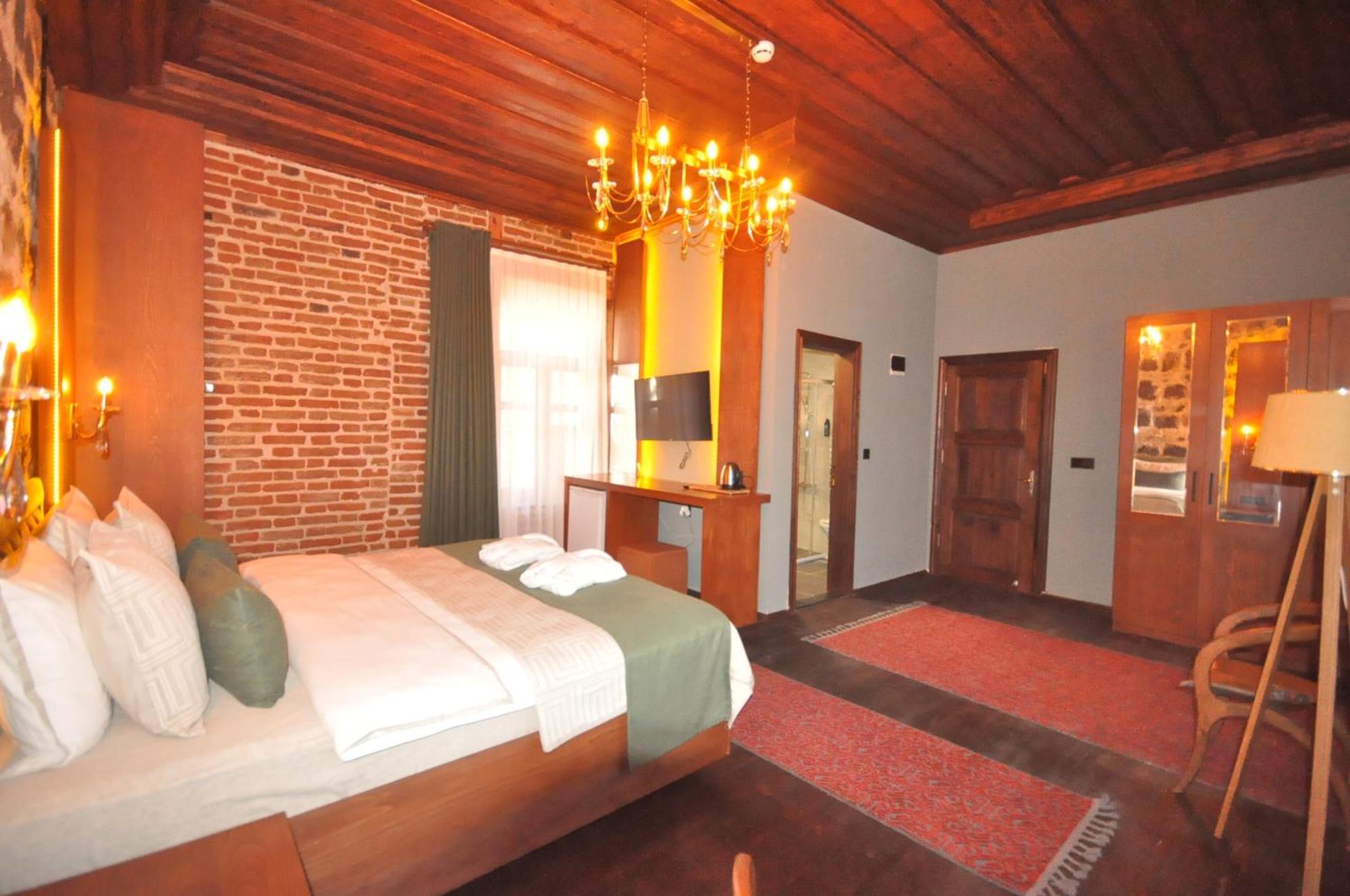 Mihman Konak Hotel Kars Exterior photo